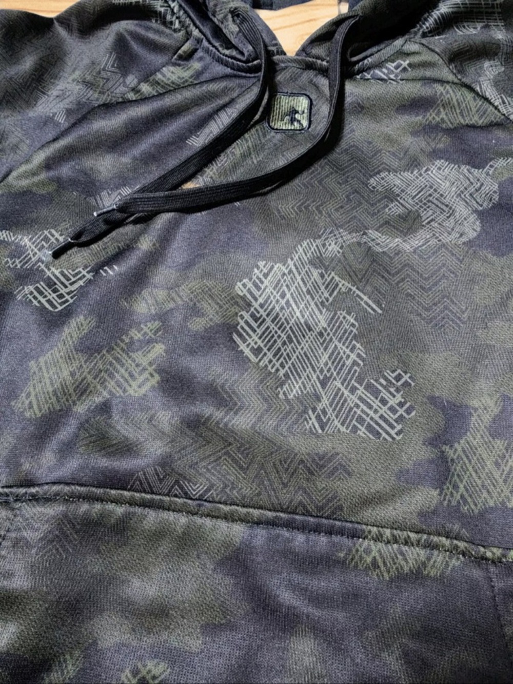 AND1 Men's Black Green Camouflage Hoodie XL - Picture 9 of 10